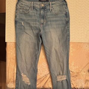 Hollister Stylish Blue Distressed Women Jeans